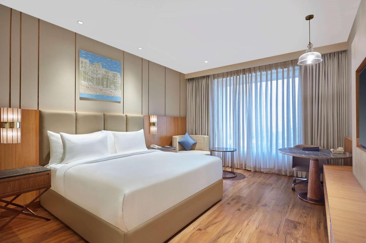 Doubletree By Hilton Varanasi Eksteriør bilde